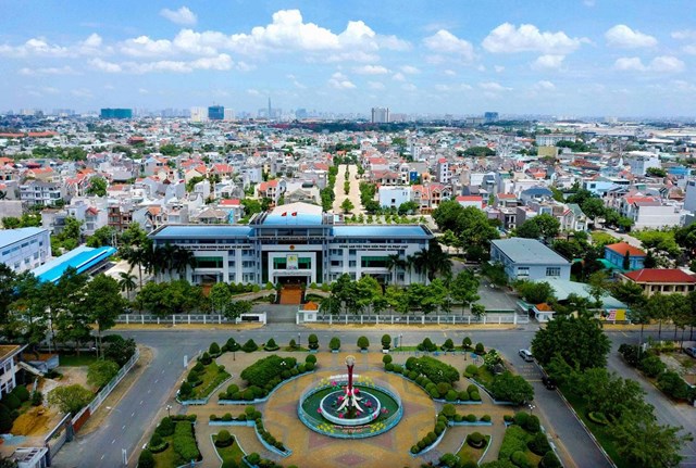 Sau khi chính thức trở thành thành phố từ ngày 01/02/2020, Thuận An đang thay đổi diện mạo từng ngày để xứng đáng trở thành “Phố Wall” của Bình Dương.